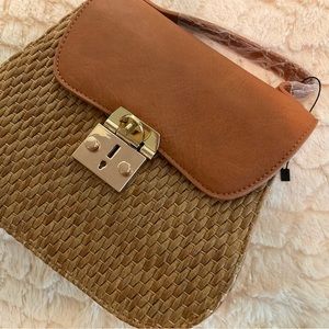 NWT Woven Straw Front/ Tan Leather (faux?)Small Crossbody Bucket Bag Unbranded